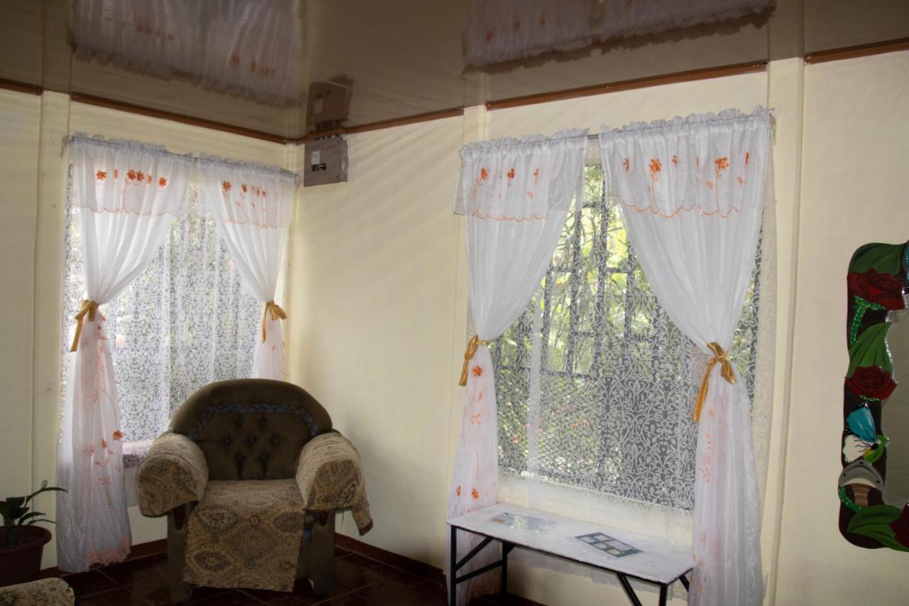 The Corner House Apartment Tortuguero Ngoại thất bức ảnh