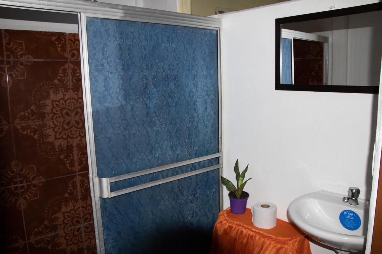 The Corner House Apartment Tortuguero Ngoại thất bức ảnh