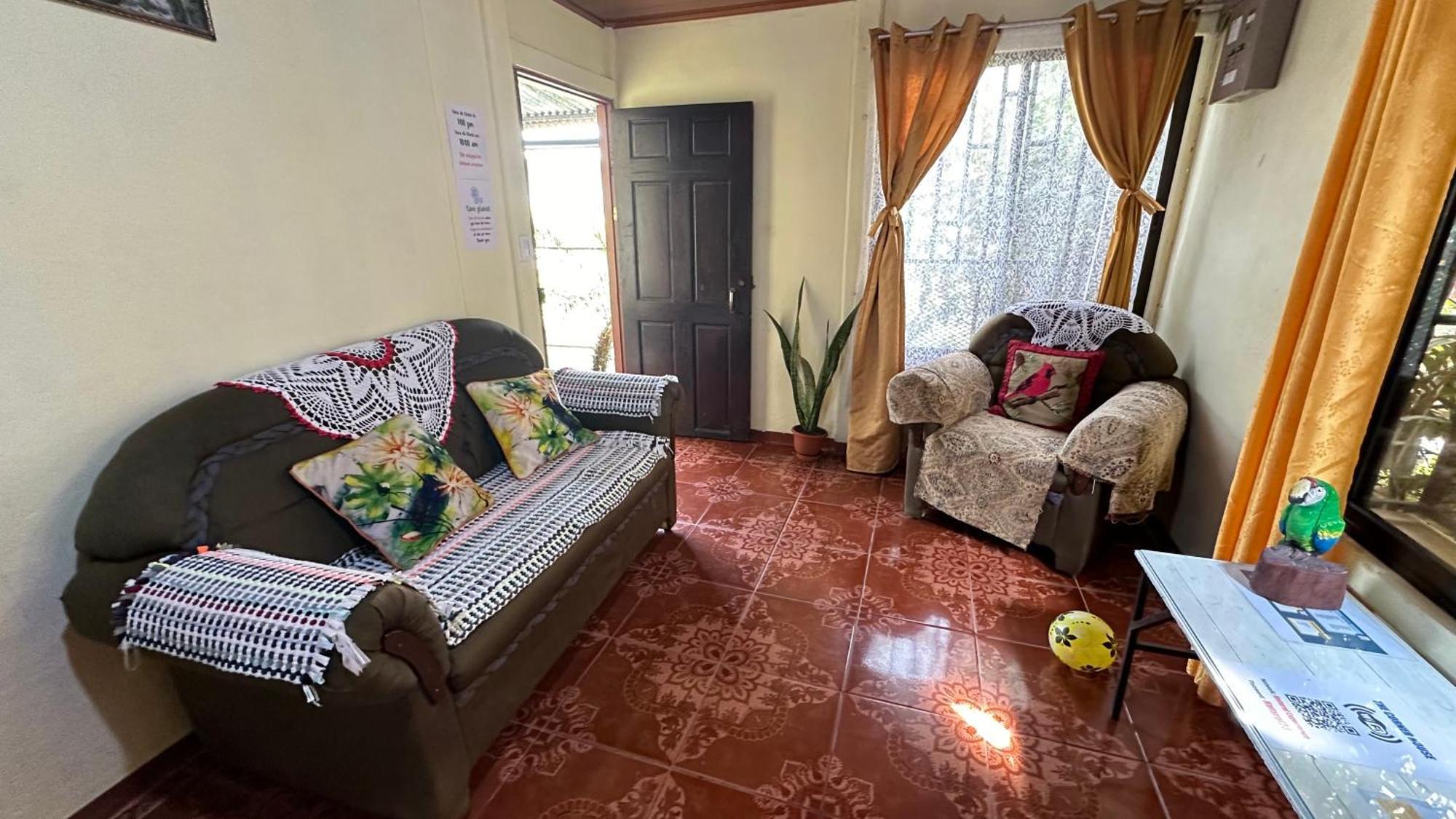 The Corner House Apartment Tortuguero Ngoại thất bức ảnh