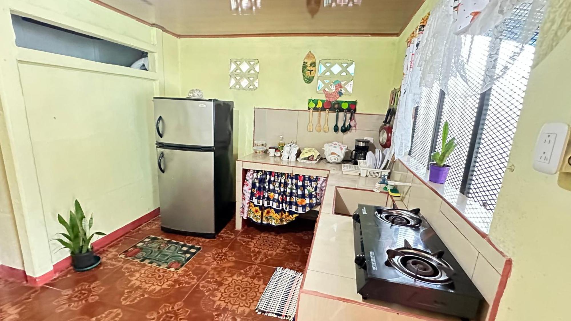 The Corner House Apartment Tortuguero Ngoại thất bức ảnh