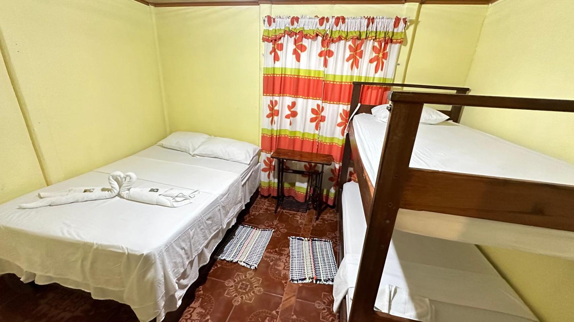 The Corner House Apartment Tortuguero Ngoại thất bức ảnh